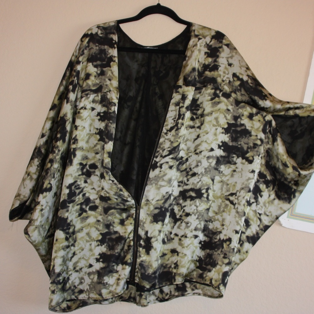 Daniel Rainn Zip Up Silky Tunic XL Oversized Green Black Cream EUC